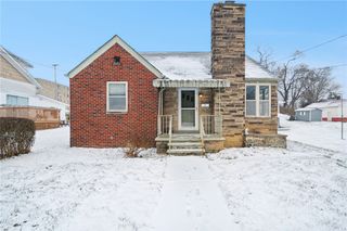2916 6th Ave, Beaver Falls, PA 15010