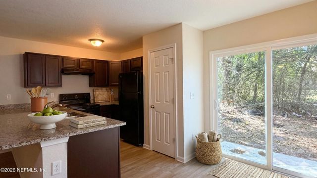 7880 PLAYSCHOOL Lane, Jacksonville, FL 32210