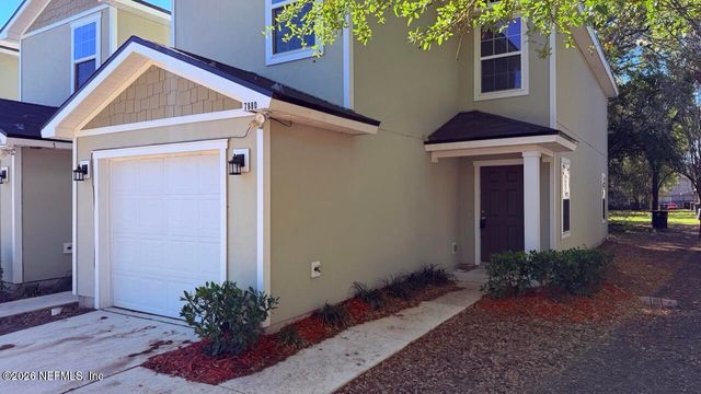 7880 PLAYSCHOOL Lane, Jacksonville, FL 32210