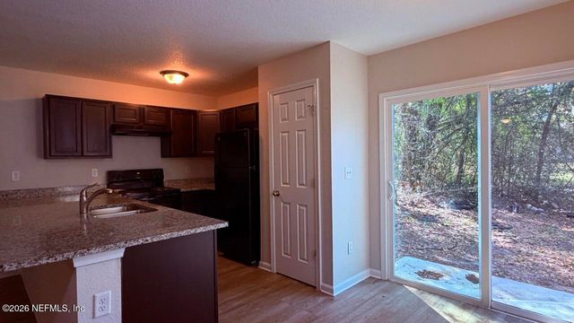 7880 PLAYSCHOOL Lane, Jacksonville, FL 32210