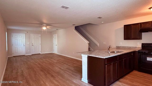 7880 PLAYSCHOOL Lane, Jacksonville, FL 32210