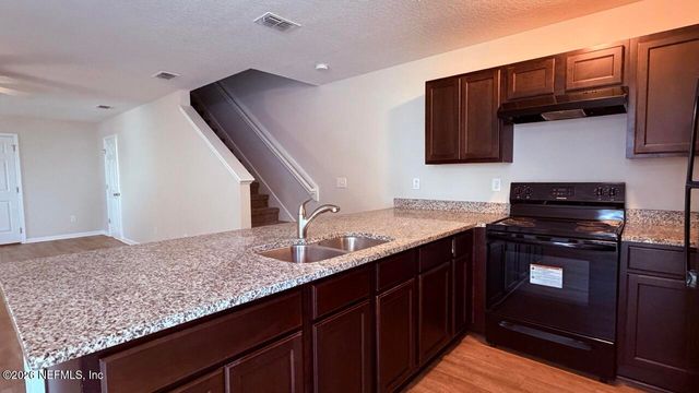 7880 PLAYSCHOOL Lane, Jacksonville, FL 32210