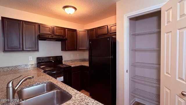 7880 PLAYSCHOOL Lane, Jacksonville, FL 32210