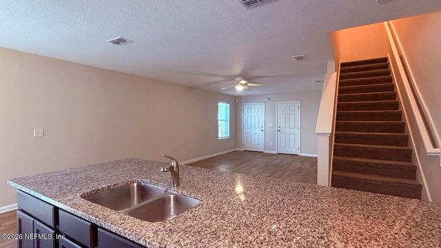 7880 PLAYSCHOOL Lane, Jacksonville, FL 32210