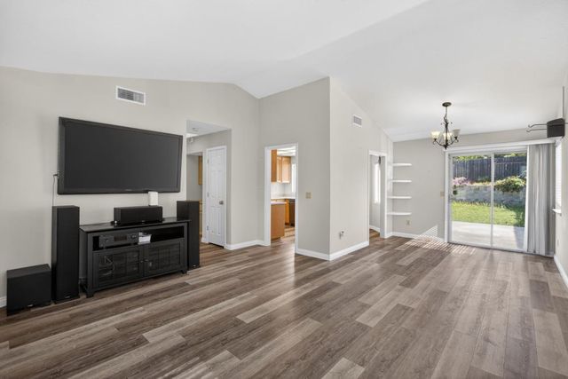 6005 Covewood Ct, Citrus Heights, CA 95621