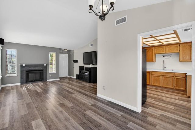 6005 Covewood Ct, Citrus Heights, CA 95621