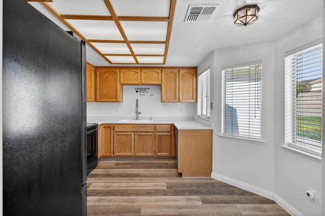 6005 Covewood Ct, Citrus Heights, CA 95621