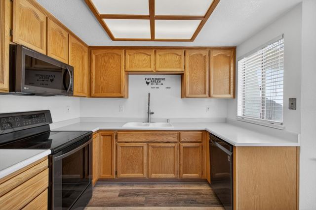 6005 Covewood Ct, Citrus Heights, CA 95621