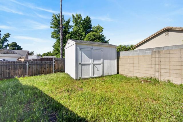 6005 Covewood Ct, Citrus Heights, CA 95621