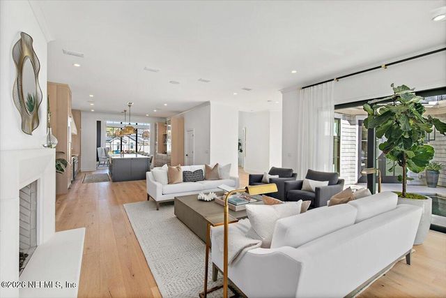 127 SEA GLASS Way, Ponte Vedra Beach, FL 32082