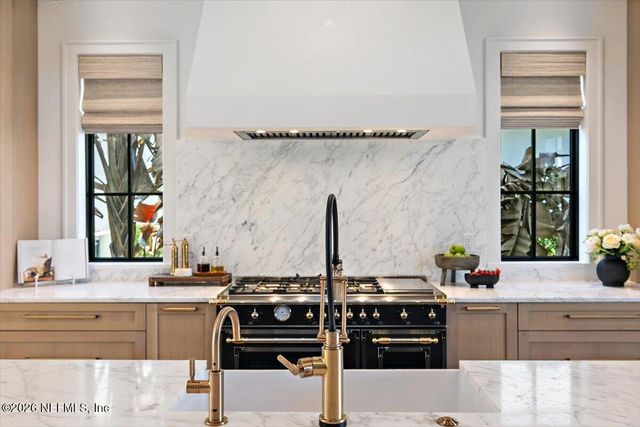 127 SEA GLASS Way, Ponte Vedra Beach, FL 32082