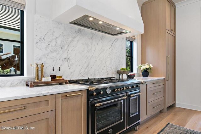 127 SEA GLASS Way, Ponte Vedra Beach, FL 32082