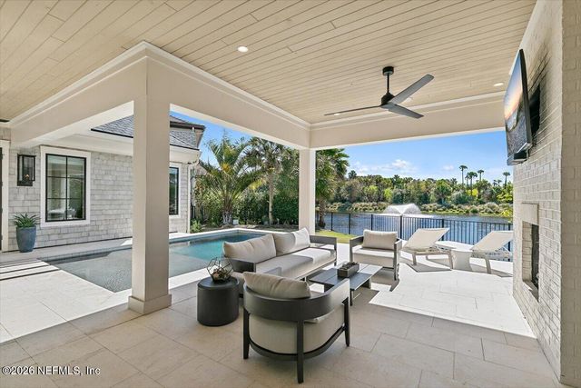 127 SEA GLASS Way, Ponte Vedra Beach, FL 32082