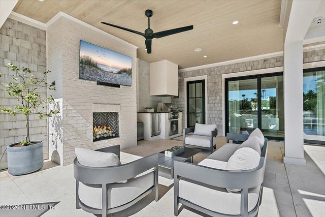 127 SEA GLASS Way, Ponte Vedra Beach, FL 32082