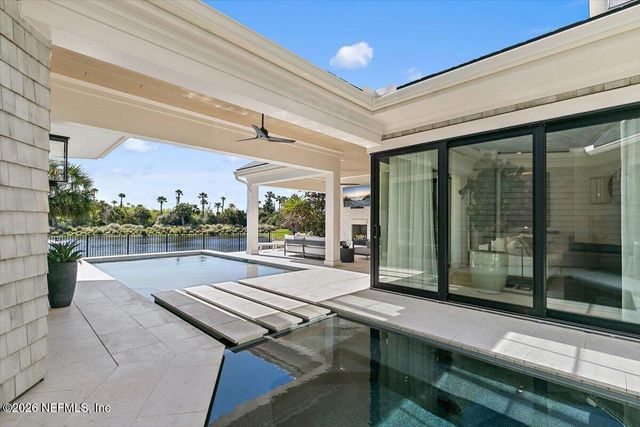 127 SEA GLASS Way, Ponte Vedra Beach, FL 32082