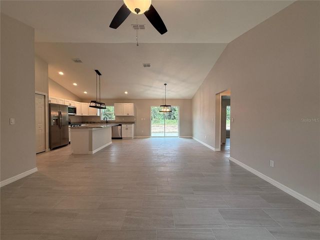 20452 SW CARDINAL AVENUE, Dunnellon, FL 34431