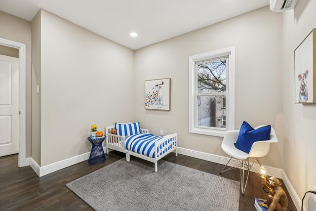 299 CLAREMONT AVE, Jc, West Bergen, NJ 07305