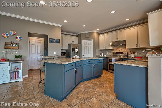 57710 Deere Court, South Lyon, MI 48178