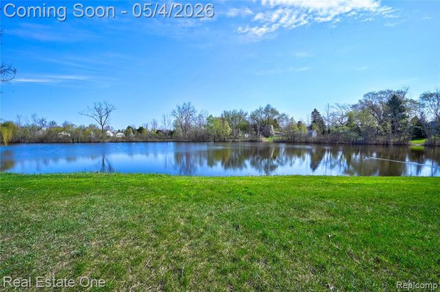 57710 Deere Court, South Lyon, MI 48178