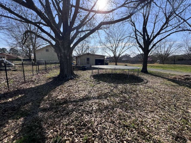 2201 Hickory Ridge Drive, Bossier City, LA 71111