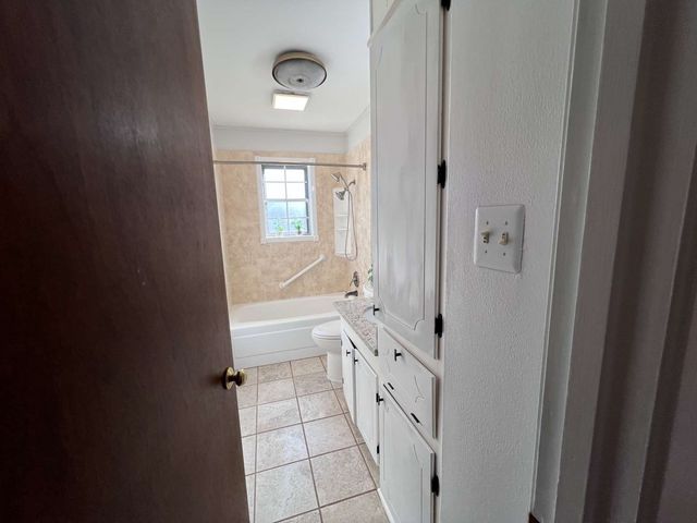 2201 Hickory Ridge Drive, Bossier City, LA 71111