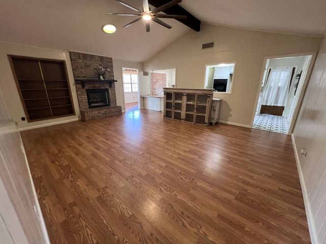 2201 Hickory Ridge Drive, Bossier City, LA 71111