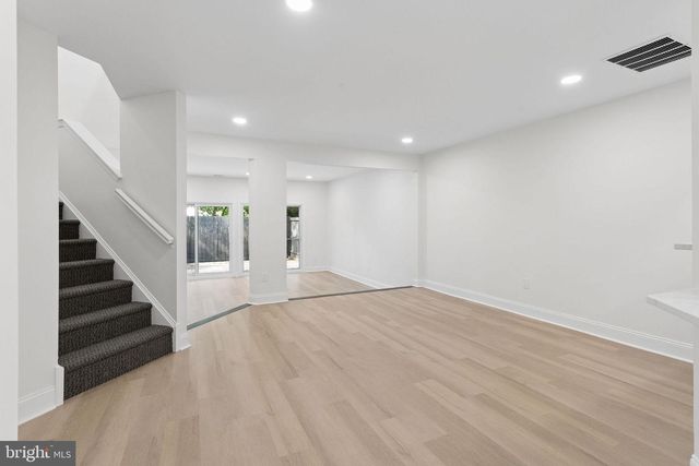 911 CHANTICLEER, Cherry Hill, NJ 08003