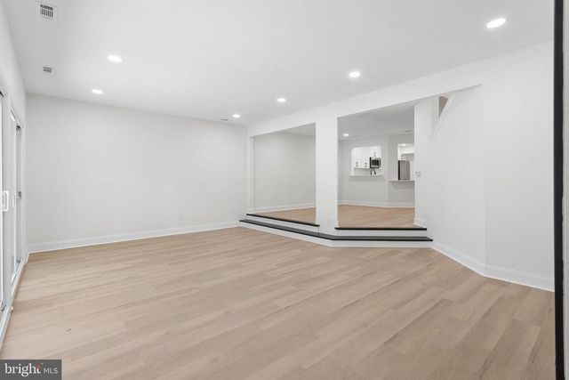 911 CHANTICLEER, Cherry Hill, NJ 08003