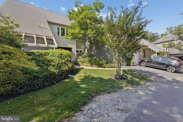 911 CHANTICLEER, Cherry Hill, NJ 08003