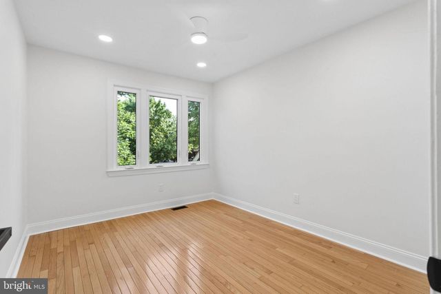 911 CHANTICLEER, Cherry Hill, NJ 08003