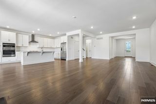 52 Eastwood Terrace, East Hanover Twp, NJ 07936