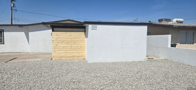 2008 E 26 St, Yuma, AZ 85365