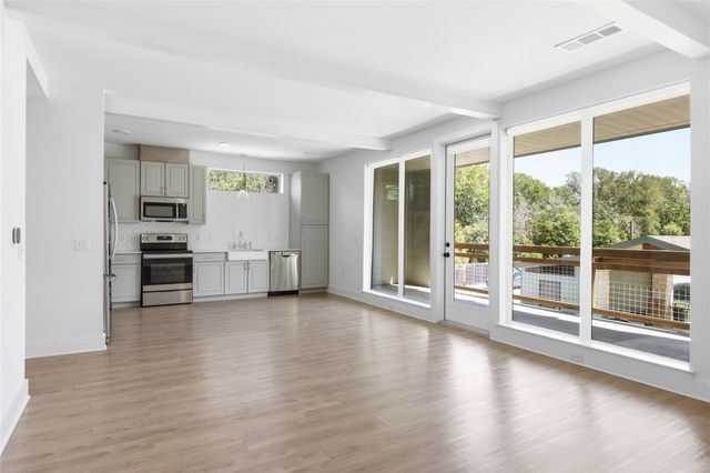 4704 Sunset TRL 3201, Austin, TX 78745