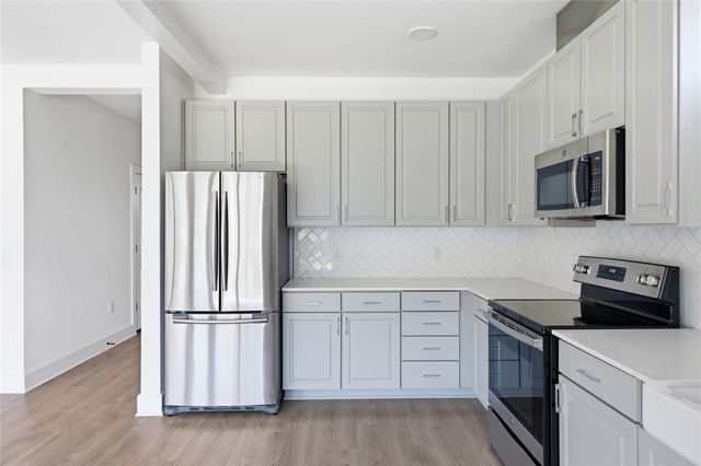 4704 Sunset TRL 3201, Austin, TX 78745