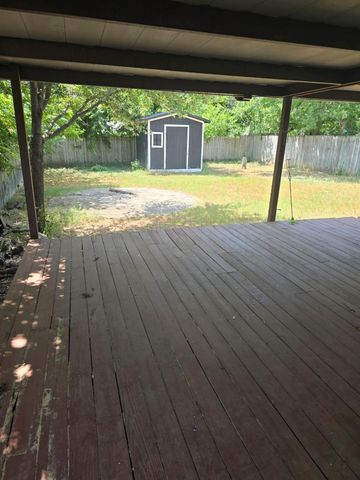 8409 Wyatt Drive, White Settlement, TX 76108