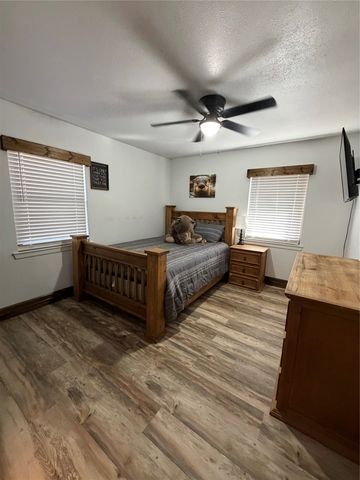 522 Crestwood Drive, Eastland, TX 76448