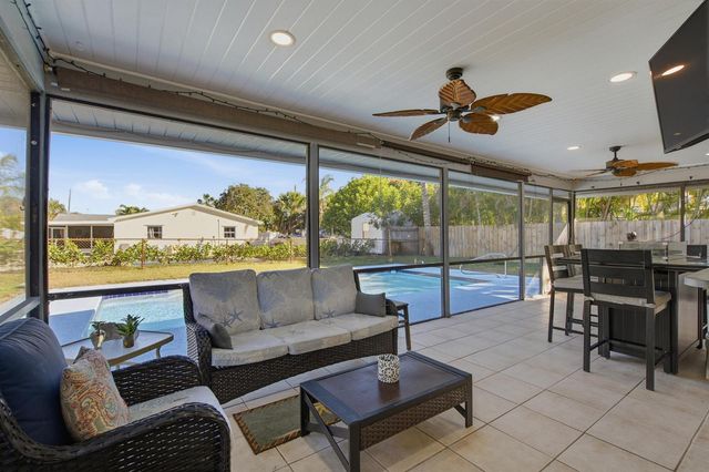 1569 NE Amy Avenue, Jensen Beach, FL 34957