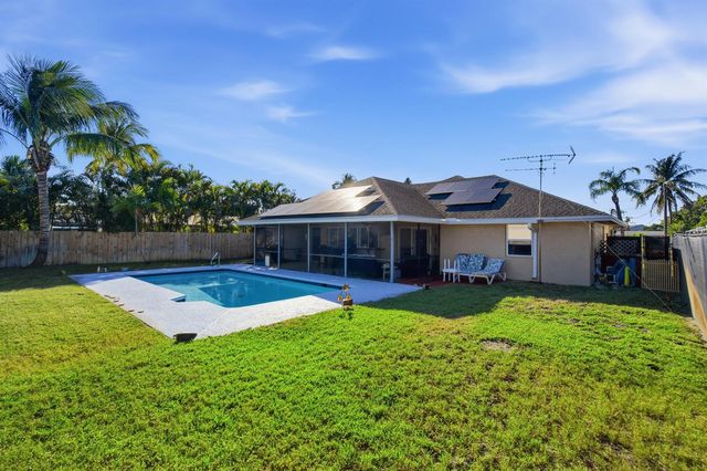 1569 NE Amy Avenue, Jensen Beach, FL 34957