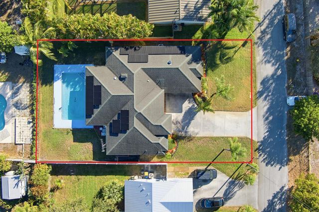 1569 NE Amy Avenue, Jensen Beach, FL 34957