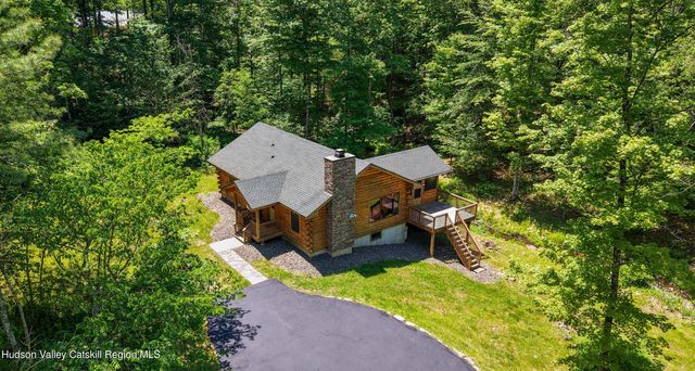316 Mohonk Road, High Falls, NY 12440