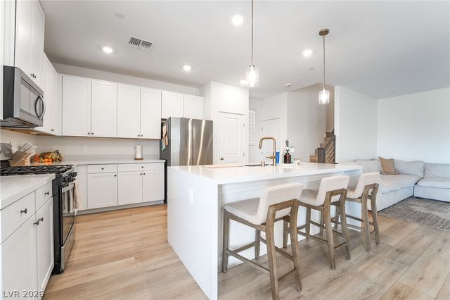 2730 Tricase Street, Henderson, NV 89044