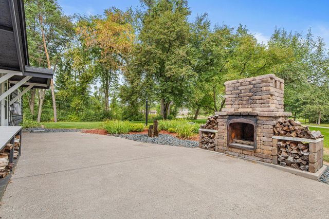 30155 Norway Drive NW, Cambridge, MN 55008