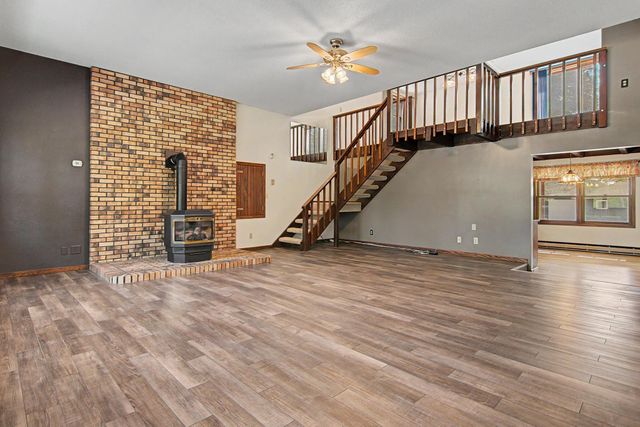 30155 Norway Drive NW, Cambridge, MN 55008