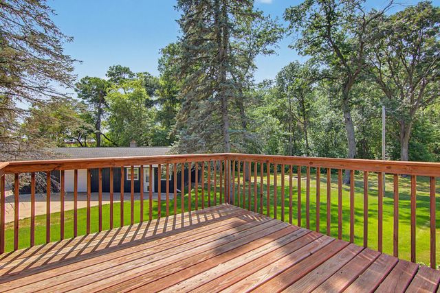 30155 Norway Drive NW, Cambridge, MN 55008
