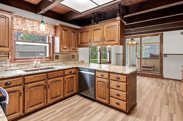 30155 Norway Drive NW, Cambridge, MN 55008