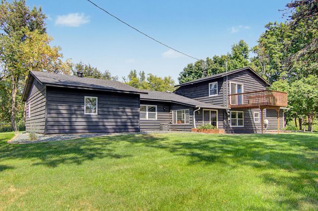 30155 Norway Drive NW, Cambridge, MN 55008