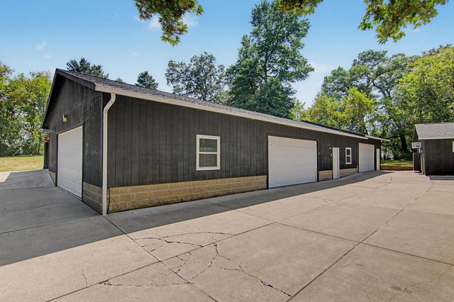 30155 Norway Drive NW, Cambridge, MN 55008