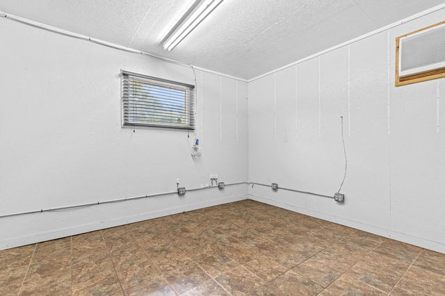 30155 Norway Drive NW, Cambridge, MN 55008