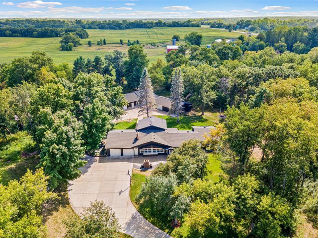30155 Norway Drive NW, Cambridge, MN 55008