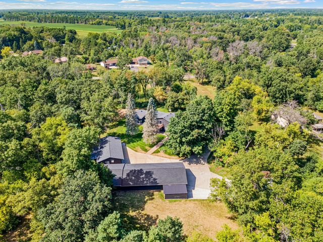 30155 Norway Drive NW, Cambridge, MN 55008